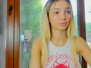 sassyt33n's Live Sex Cam Show