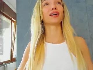 sassyt33n's Live Sex Cam Show