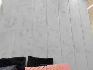 sassyt33n's Live Sex Cam Show