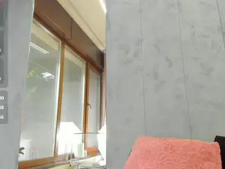 sassyt33n's Live Sex Cam Show