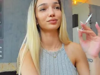sassyt33n's Live Sex Cam Show