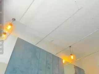 sassyt33n's Live Sex Cam Show
