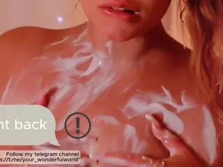alicepinkys's Live Sex Cam Show