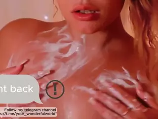 alicepinkys's Live Sex Cam Show