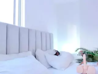 S A R A H. FX's Live Sex Cam Show