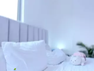 S A R A H. FX's Live Sex Cam Show