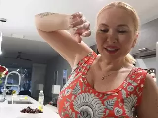 Mikagray's Live Sex Cam Show