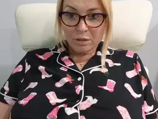 Mikagray's Live Sex Cam Show
