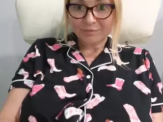 Mikagray's Live Sex Cam Show