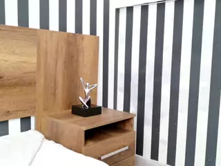 mayra's Live Sex Cam Show