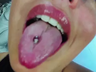 sarameow's Live Sex Cam Show