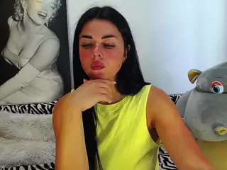 sarameow's Live Sex Cam Show