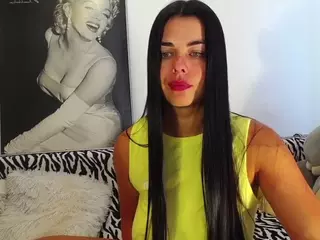 sarameow's Live Sex Cam Show