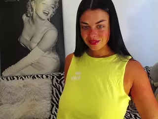 sarameow's Live Sex Cam Show