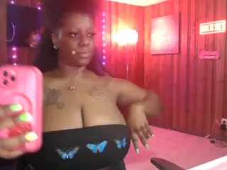 Qveen Purp's Live Sex Cam Show