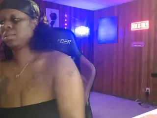 Qveen Purp's Live Sex Cam Show