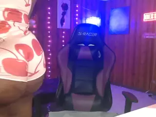 Qveen Purp's Live Sex Cam Show