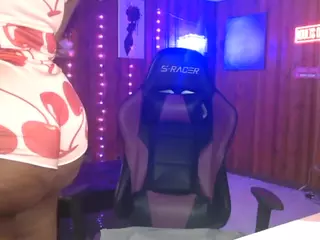 Qveen Purp's Live Sex Cam Show