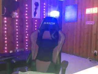 Qveen Purp's Live Sex Cam Show