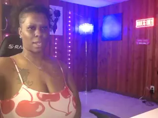 Qveen Purp's Live Sex Cam Show