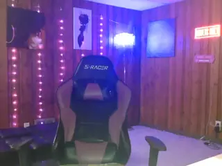 Qveen Purp's Live Sex Cam Show