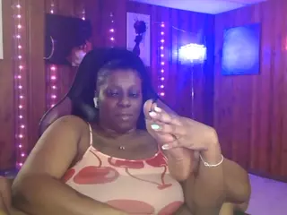 Qveen Purp's Live Sex Cam Show