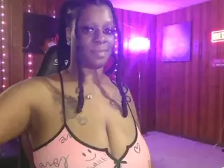 Qveen Purp's Live Sex Cam Show