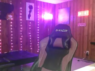Qveen Purp's Live Sex Cam Show