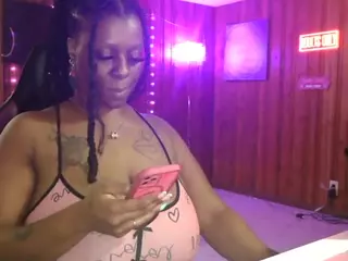 Qveen Purp's Live Sex Cam Show