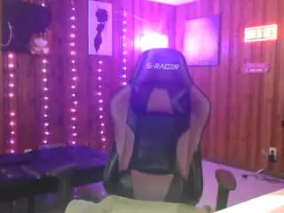 Qveen Purp's Live Sex Cam Show