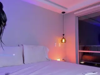 MadeleineMorales's Live Sex Cam Show