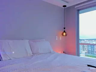 MadeleineMorales's Live Sex Cam Show