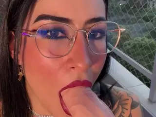MadeleineMorales's Live Sex Cam Show