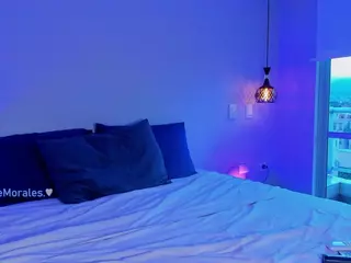 MadeleineMorales's Live Sex Cam Show
