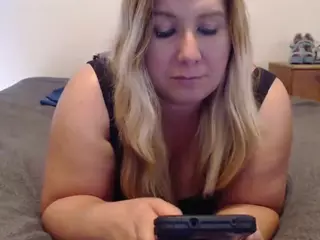 MJ's Live Sex Cam Show