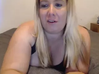 MJ's Live Sex Cam Show