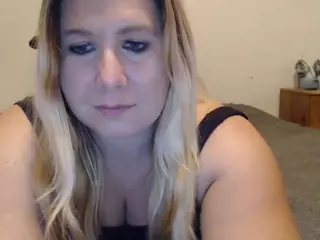 MJ's Live Sex Cam Show