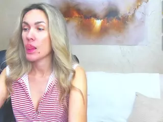 chrystalmills's Live Sex Cam Show