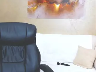 chrystalmills's Live Sex Cam Show