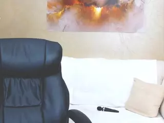 chrystalmills's Live Sex Cam Show