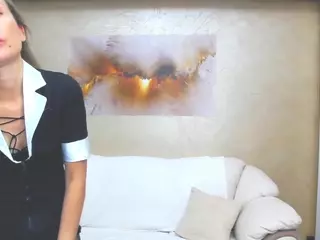 chrystalmills's Live Sex Cam Show