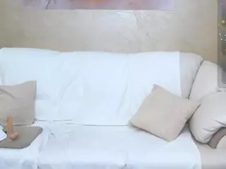 chrystalmills's Live Sex Cam Show