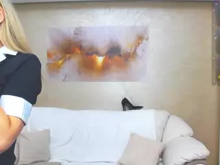 chrystalmills's Live Sex Cam Show