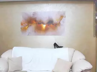 chrystalmills's Live Sex Cam Show