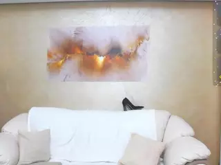 chrystalmills's Live Sex Cam Show