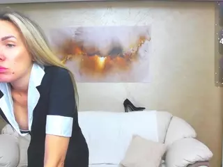 chrystalmills's Live Sex Cam Show