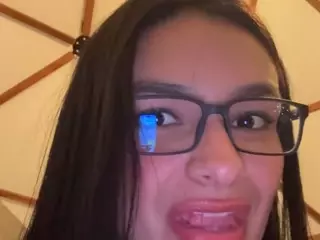 Camy Powergirl's Live Sex Cam Show