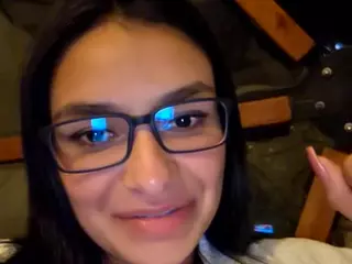 Camy Powergirl's Live Sex Cam Show