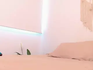 alice-fox's Live Sex Cam Show