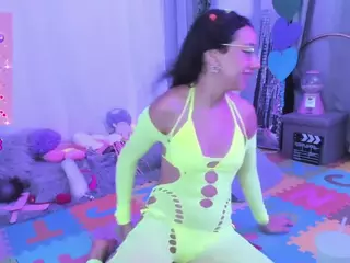FantasysShot's Live Sex Cam Show